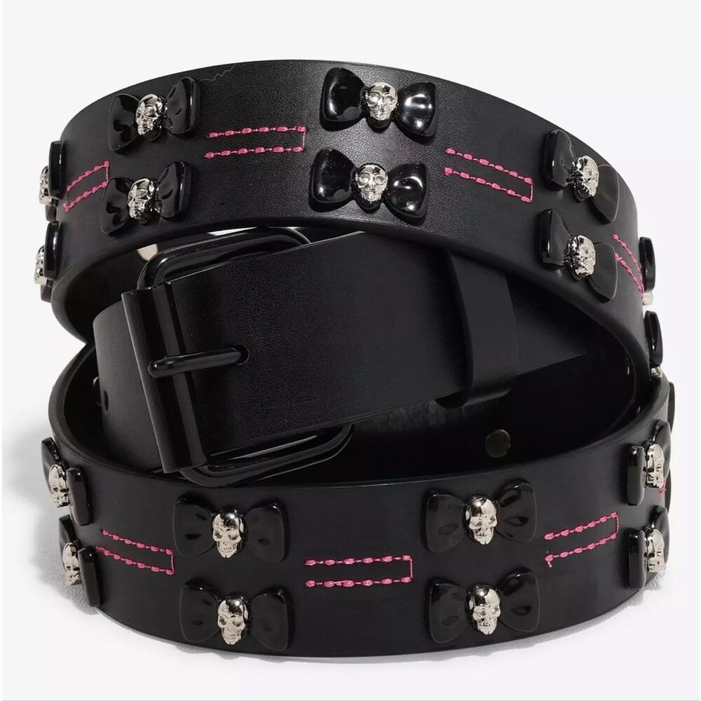 Hot Topic Black & Pink Skull Bow Grommet Belt Plus Size 2X Nwot